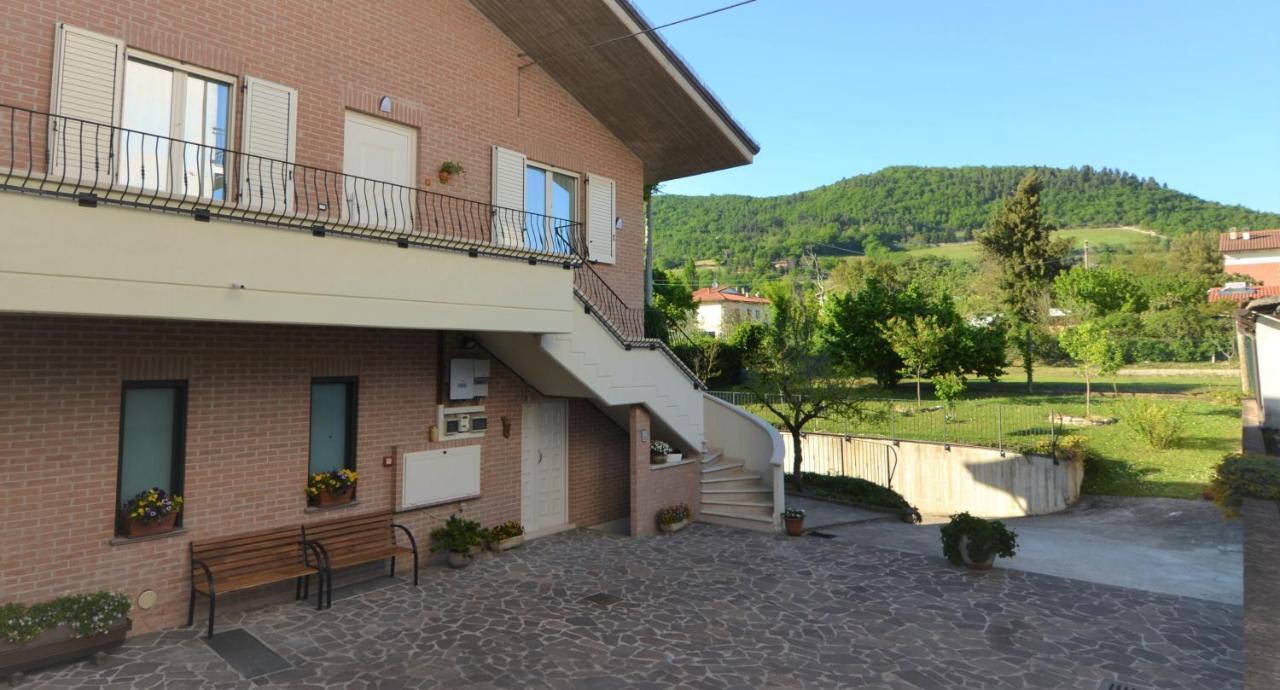 B&B Canavaccio อูร์บีโน ภายนอก รูปภาพ